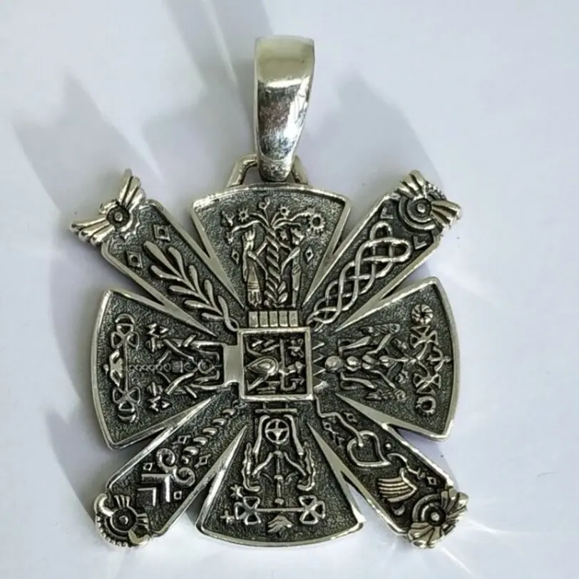 Славянский оберег &quotКрес&quot Серебро 925 пр. Чернение. Вес примерно 8.50-10.60 гр. |