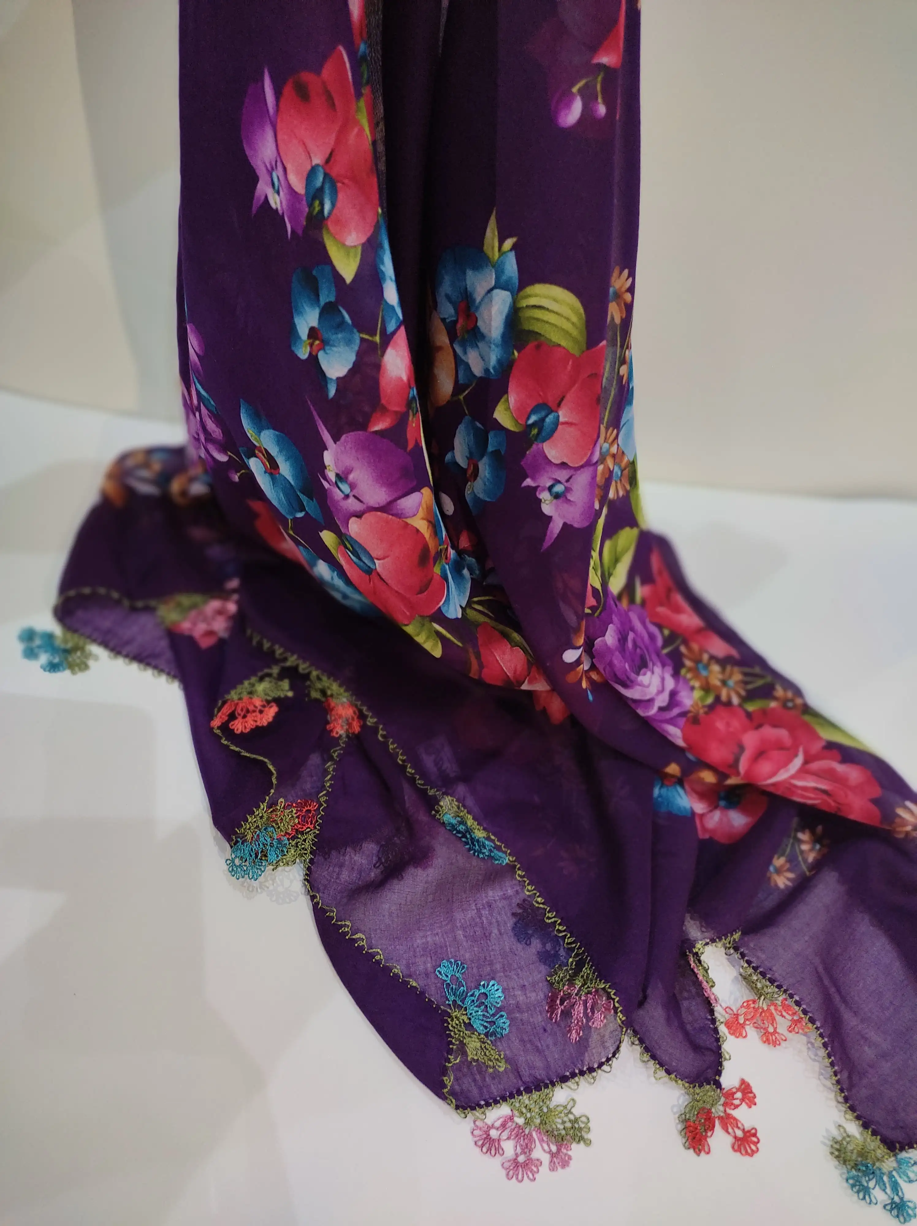 

Fringes Shawl Women Scarf Women Tassel Shawl Hollow Out Scarf Silk Hijab Female Floral Lace Female Scarf Wrap