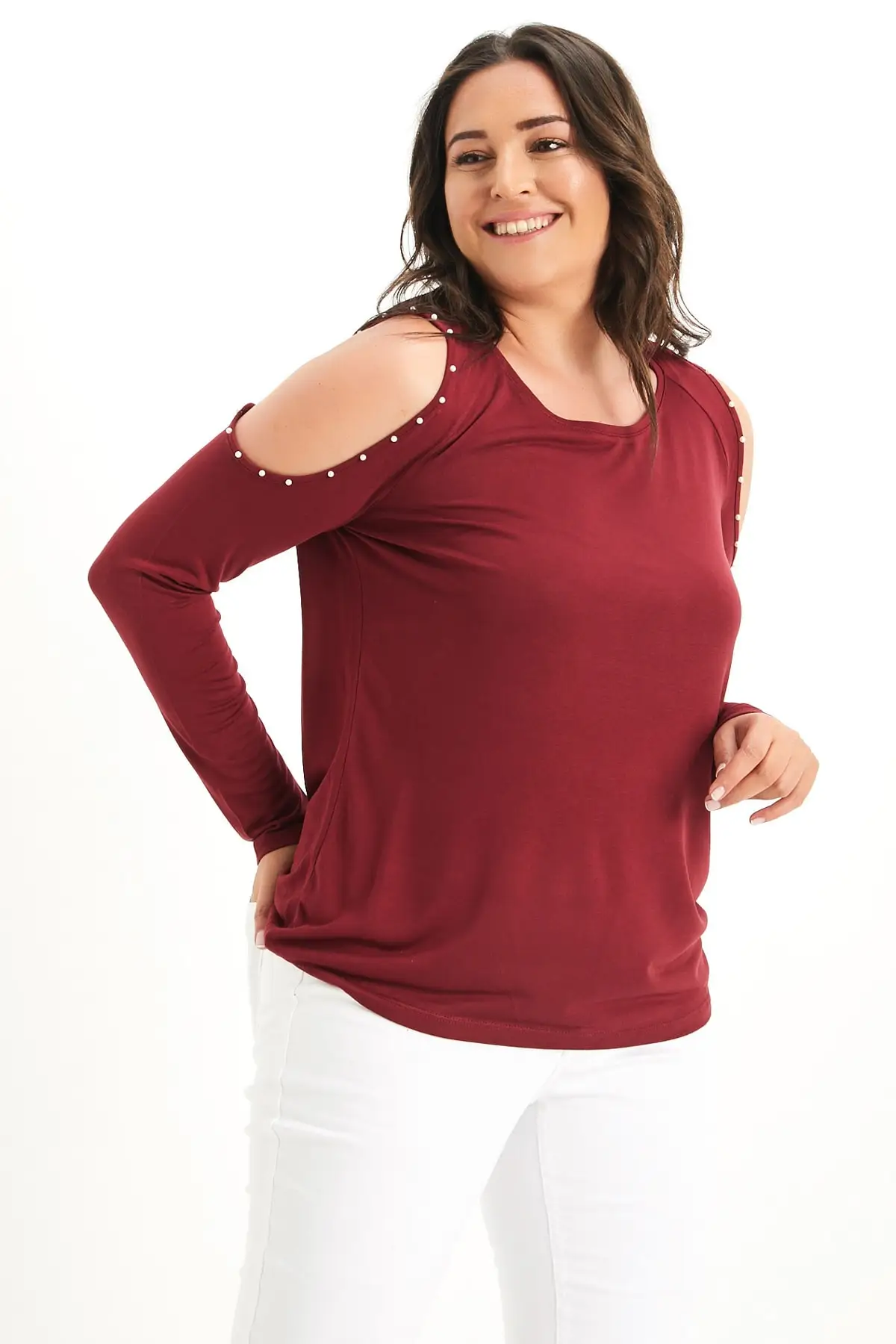 Женская блузка из вискозы Sans Textile с низким вырезом и жемчугом 26 N11506 |