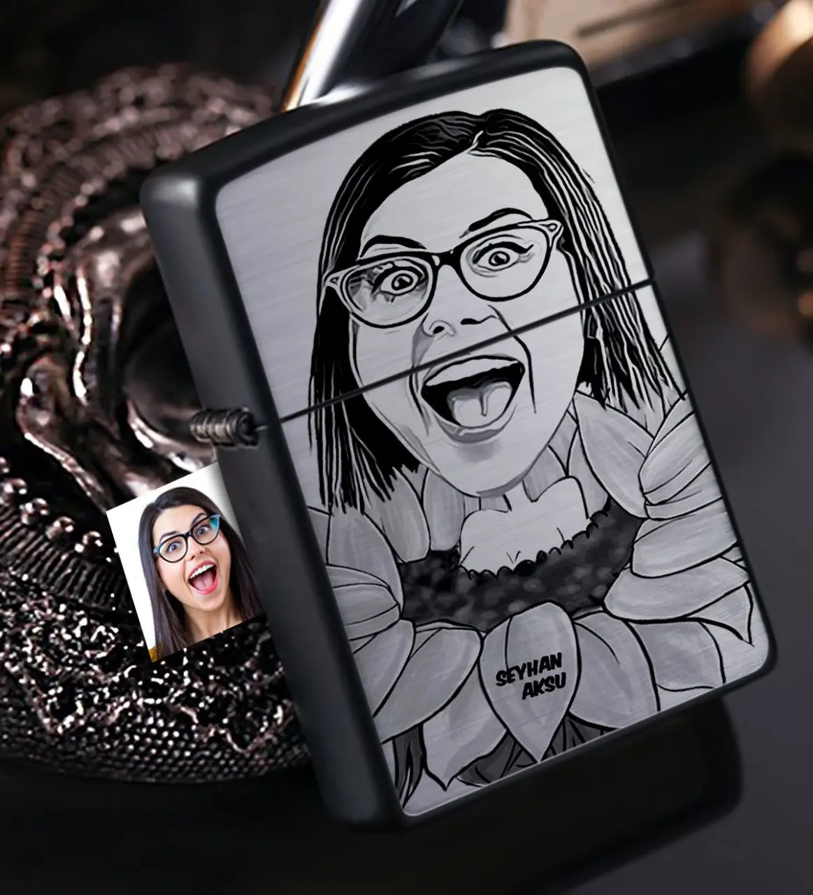 

Personalized Women 'S Caricature Of Gasoline Black Metal Cigarette lighter-5