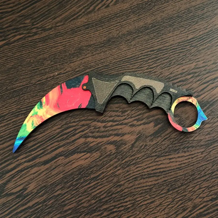 Нож оружие сувенирное Karambit Knife CS:GO 2 из дерева камуфляж цветной Керамбит копия