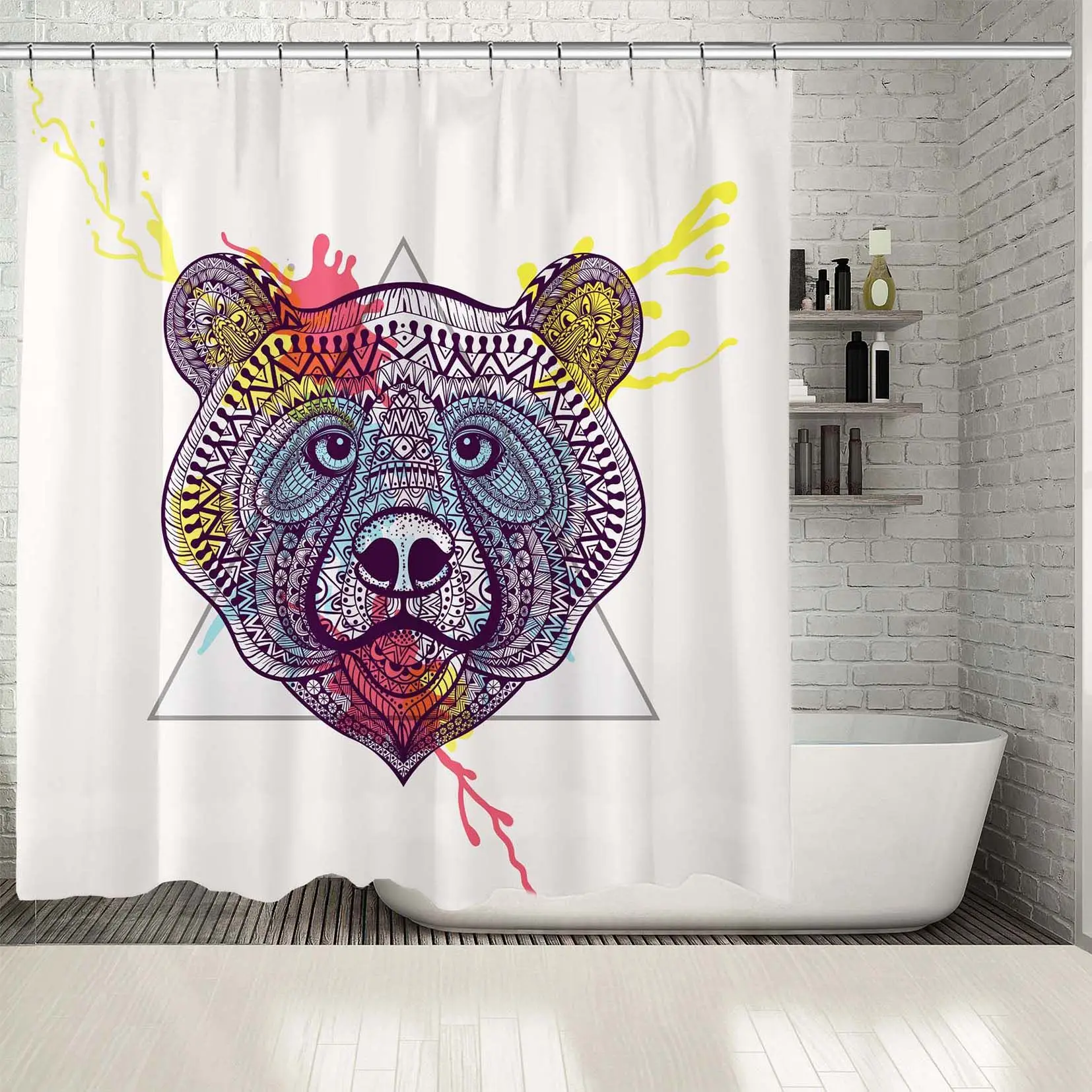 Занавеска для душа медведь лицо в треугольнике с рамкой акварельные чернила