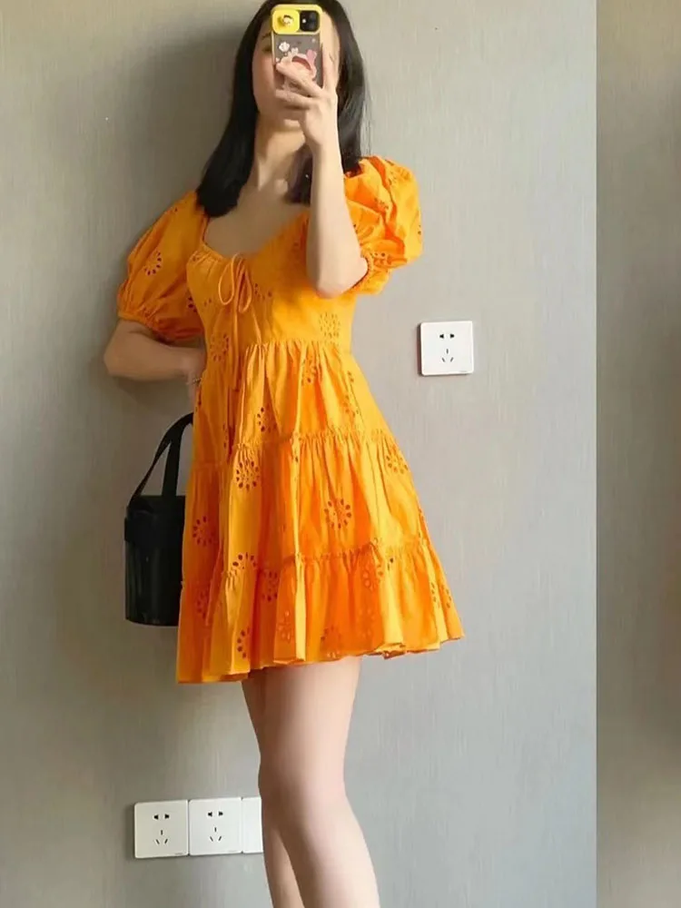 

Zach AiIsa spring and summer new women's clothing gentle temperament square neck puff sleeves embroidered hollow texture dress