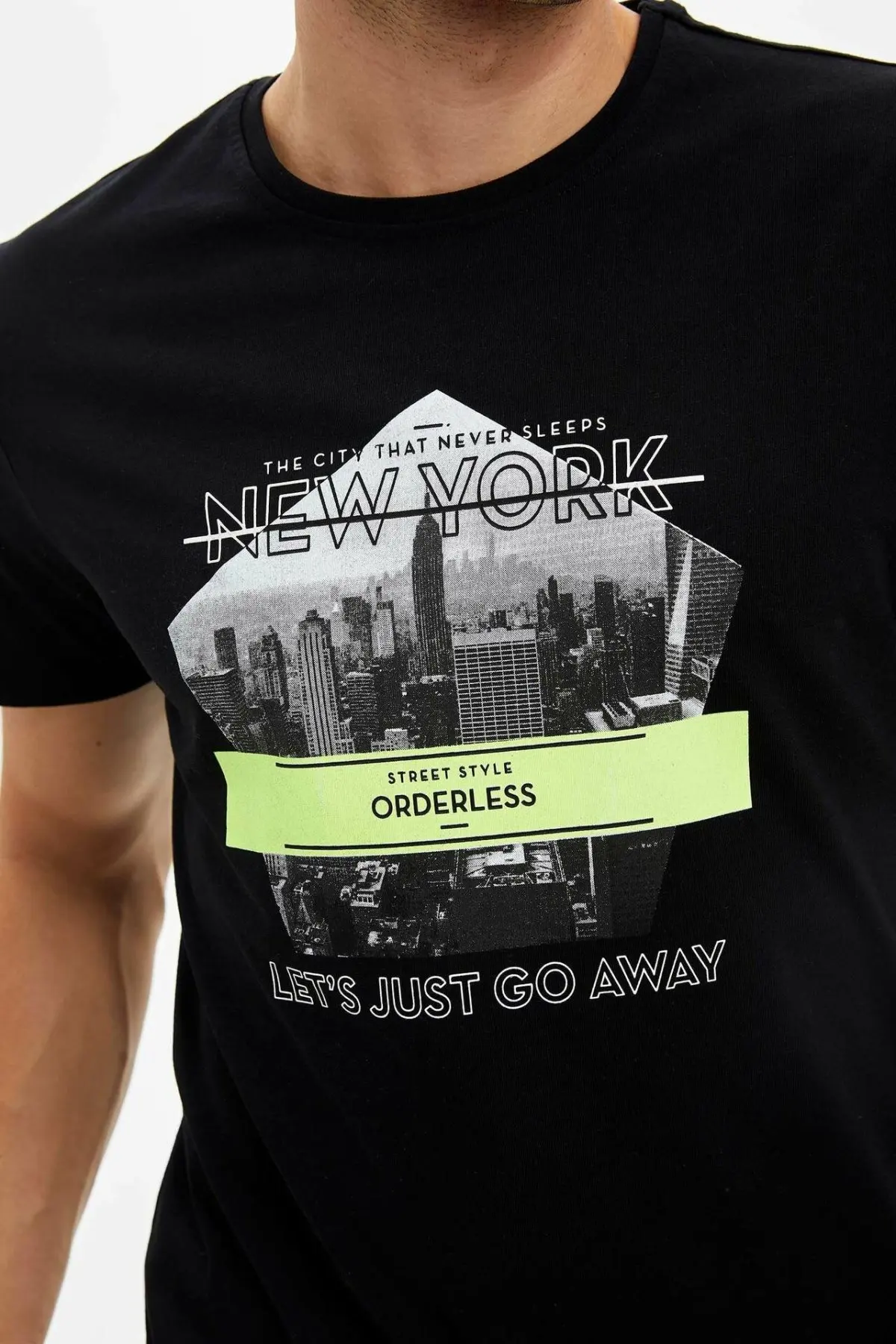 DeFacto Мужская Повседневная модная футболка с коротким рукавом и геометрическим