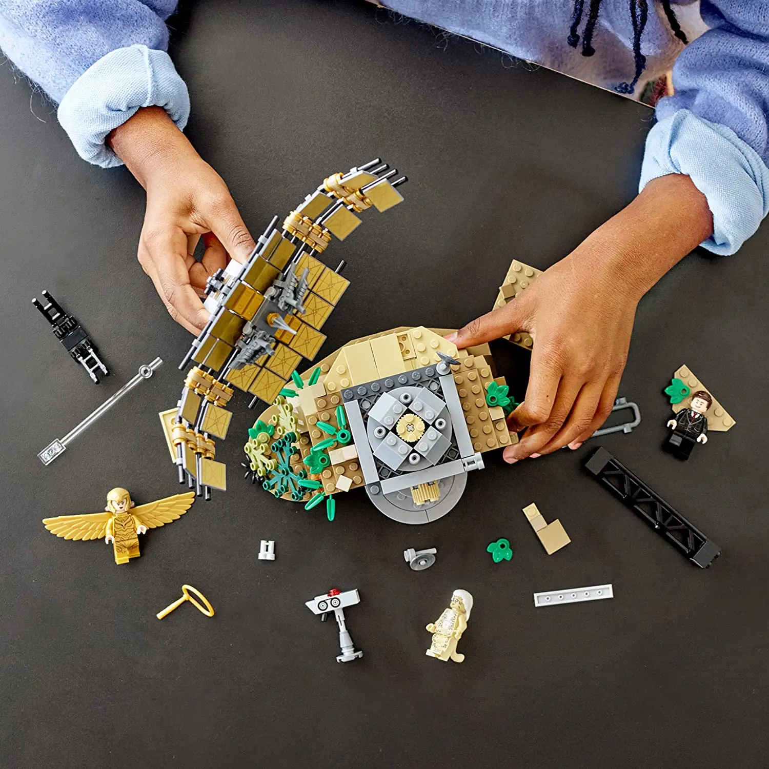 

LEGO DC Wonder Woman vs Cheetah 76157 with Wonder Woman (Diana Prince), the Cheetah (Barbara Minerva) and Max; Action Figure