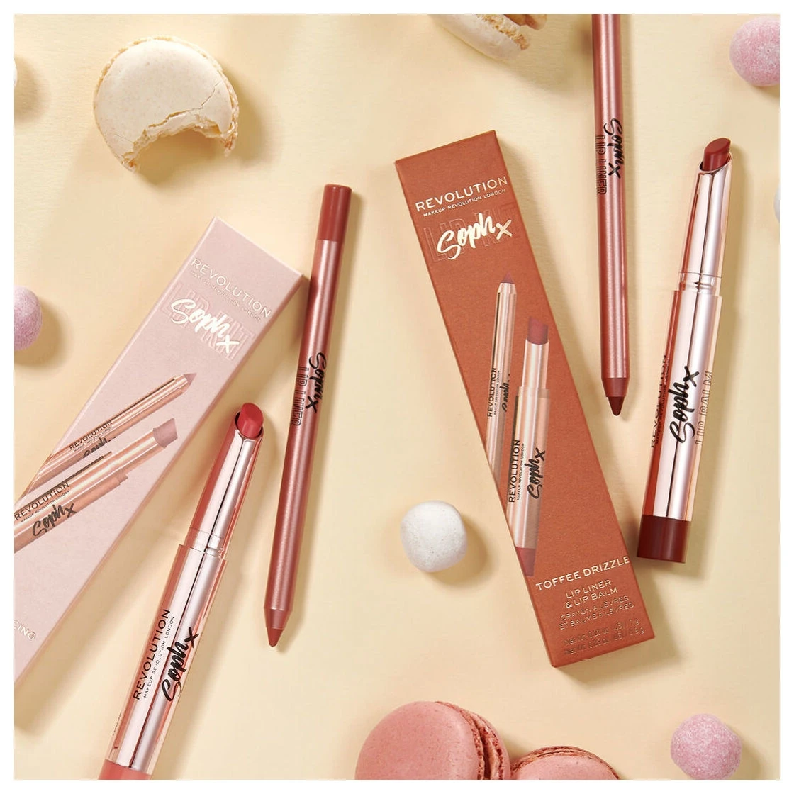 Makeup Revolution Набор для губ карандаш и бальзам Soph X |