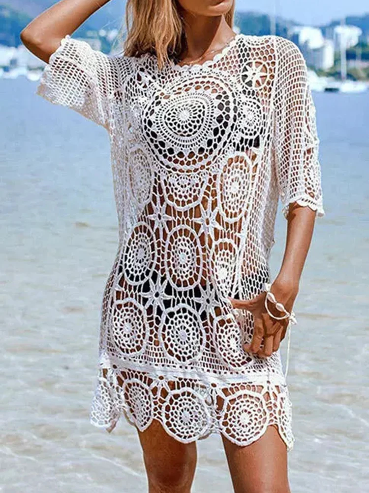 

Пляжное платье с круглым вырезом, коротким рукавом и кисточками