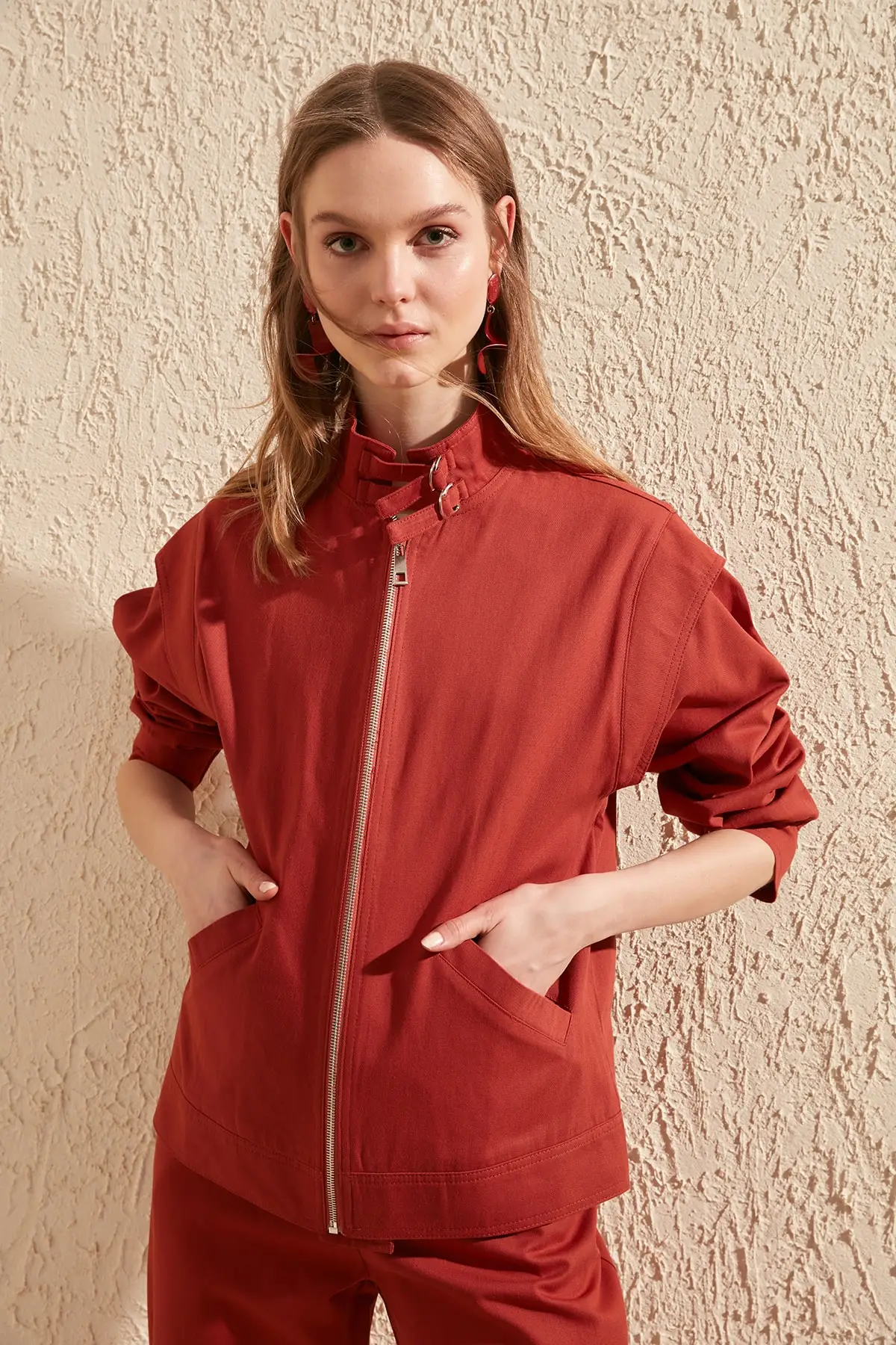 Куртка оверсайз Trendyol TWOSS20CE0054|Женские куртки| |