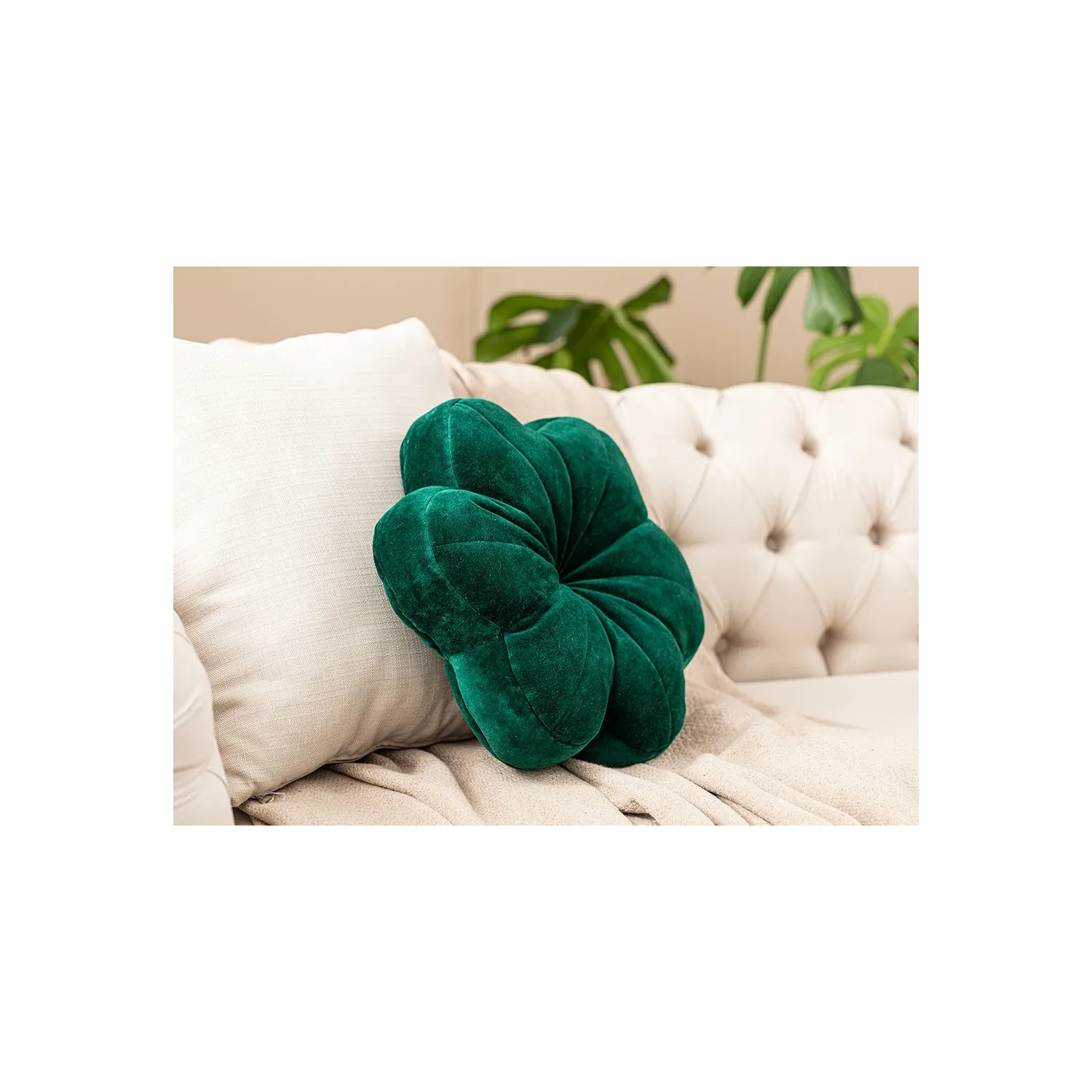 

Home Bloom Velvet Filled Cushion 40x40 Dark Green THE STYLISH PILLOW FOR YOUR ROOMS FREE SHİPPİNG