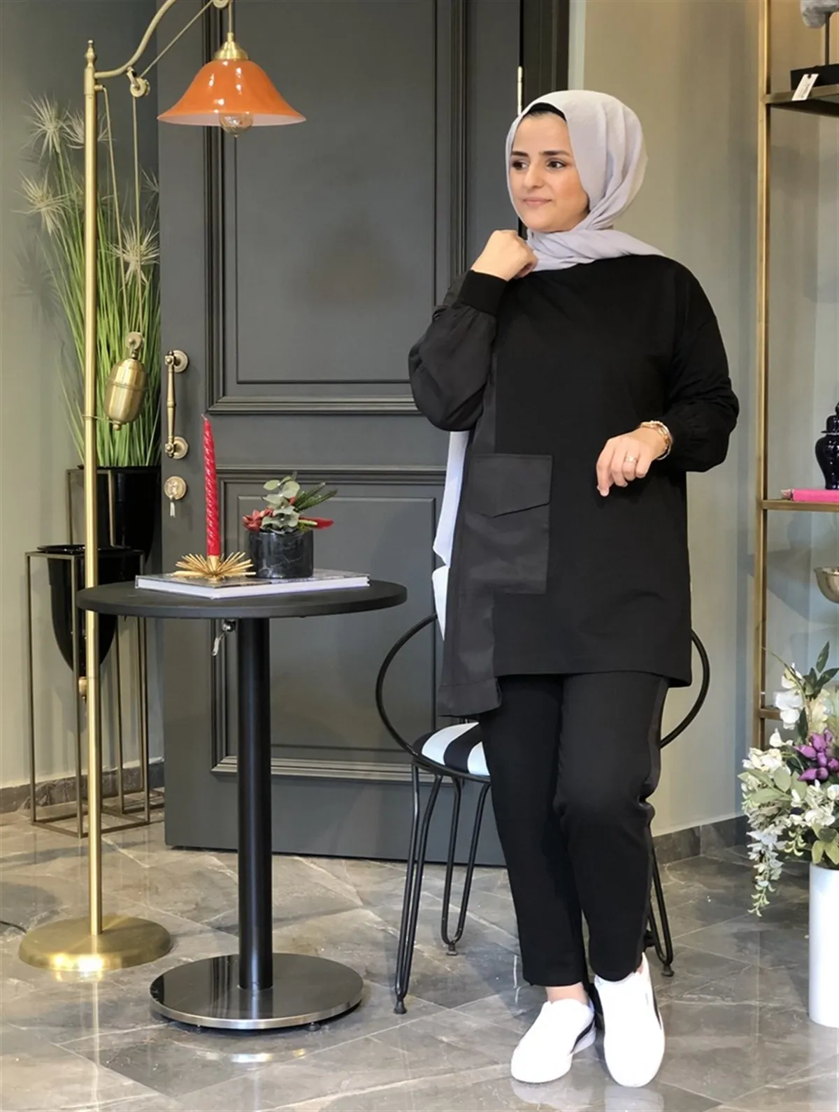 

Women suit elegant stripe detail cotton casual seasonal two colors hijab Muslim 2022 model suit Muslim fashion Islamic clothing