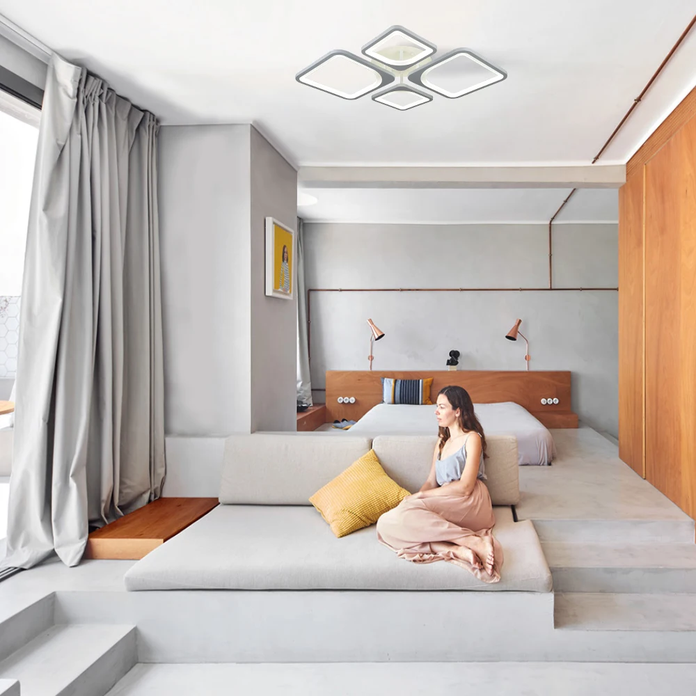 Потолочная люстра светодиодная для дома дачи LED светильник с пультом. Для зала