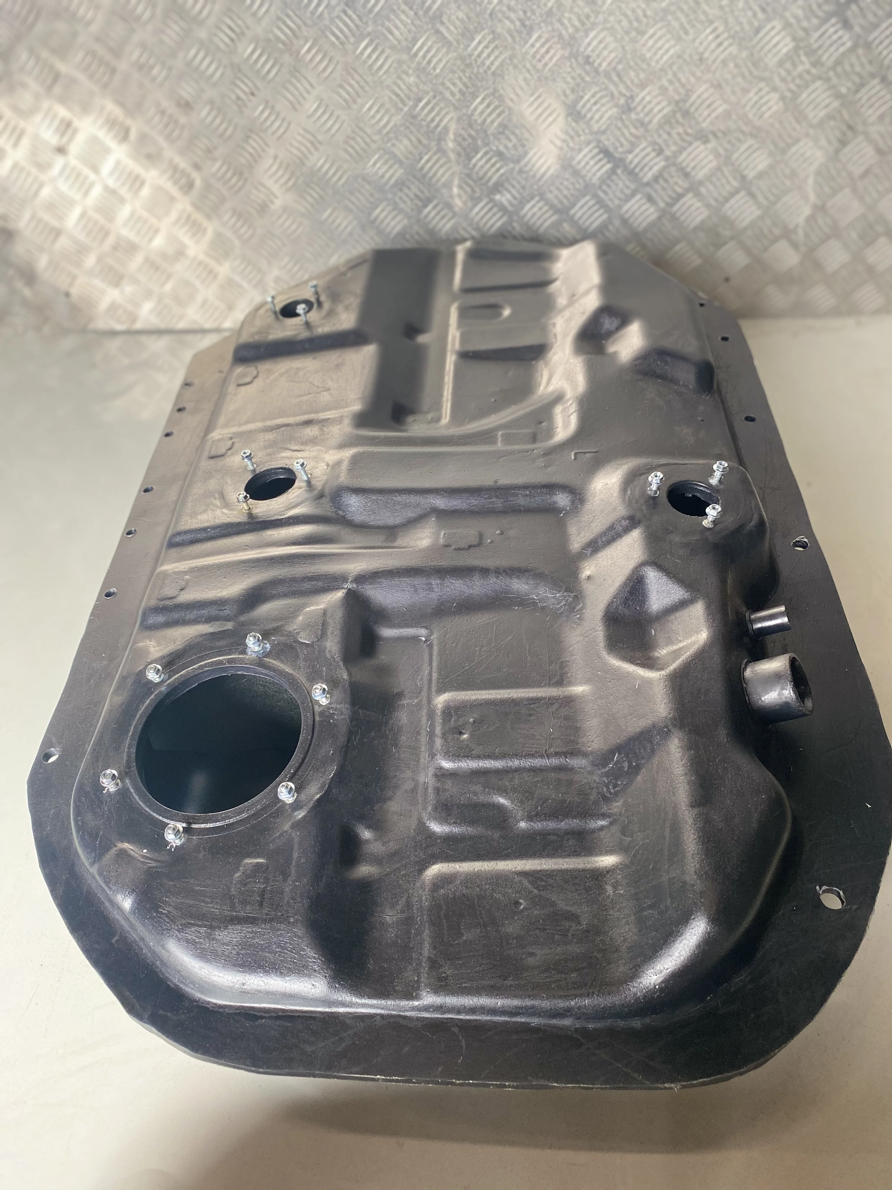 Топливный бак Mitsubishi Lancer 9|Топливные баки| |