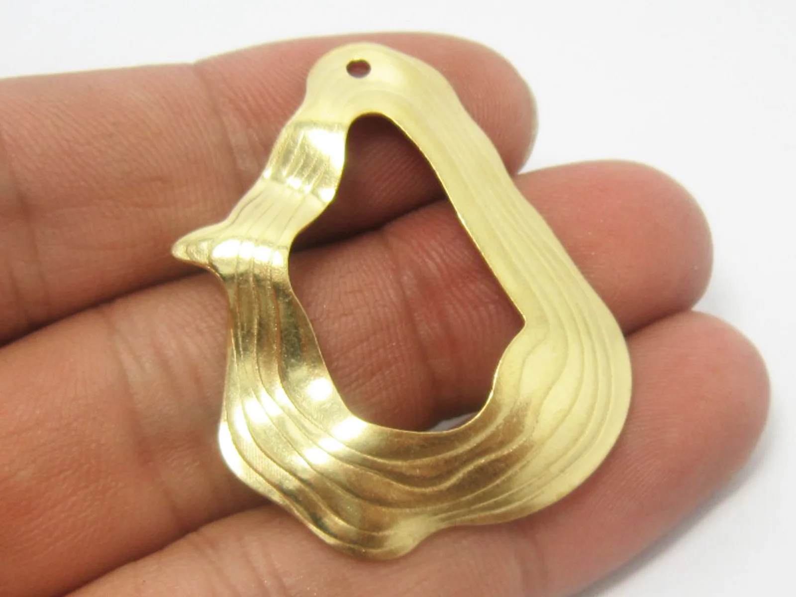 10 шт., латунные подвески в виде ракушек, 40 х32 мм
10 шт., латунные подвески в виде ракушек, 40 х32 мм