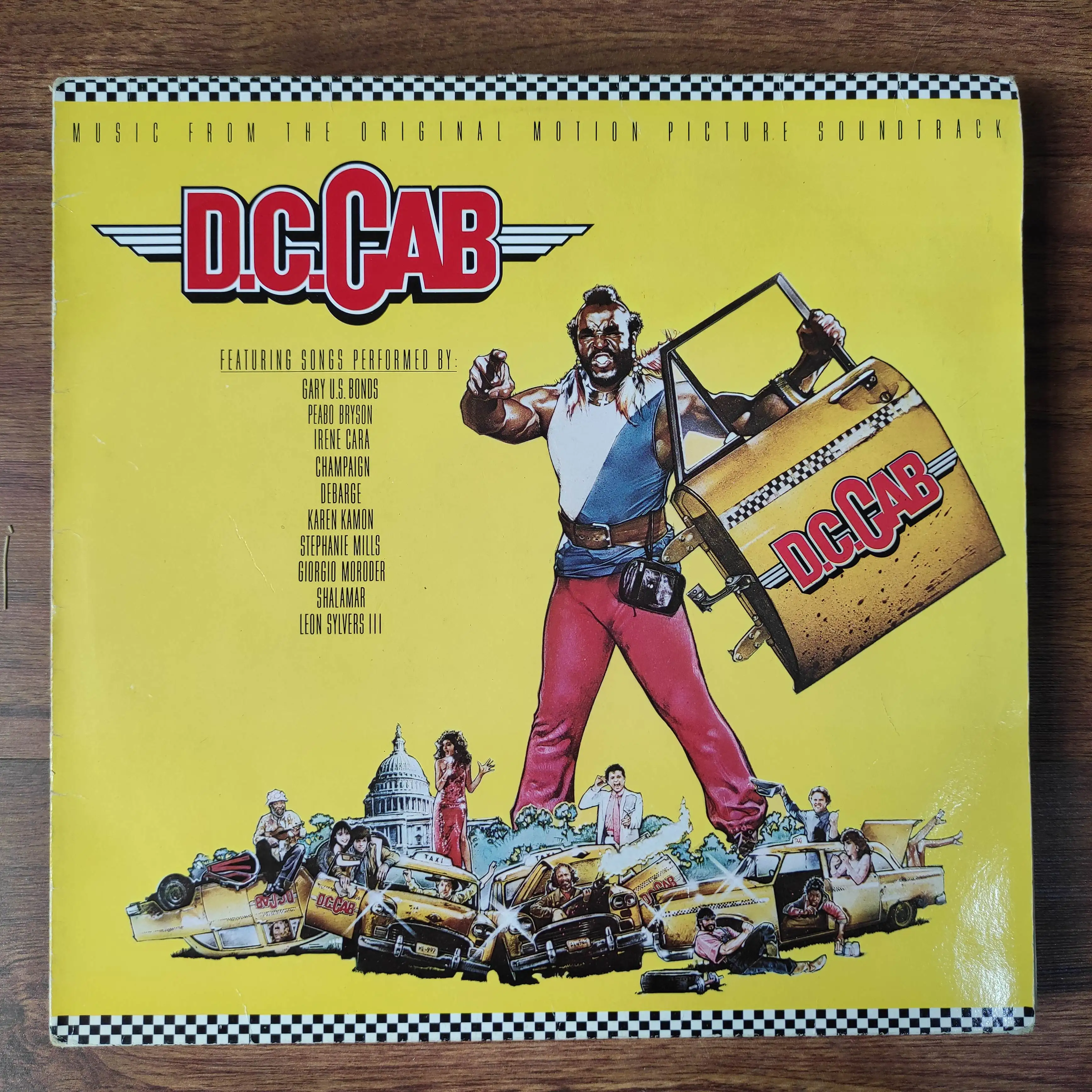 Вашингтонское такси. D c cab. Вашингтонское такси 1983 постер. D c cab 1983 blu-ray. Вашингтонское такси 1983 постер.