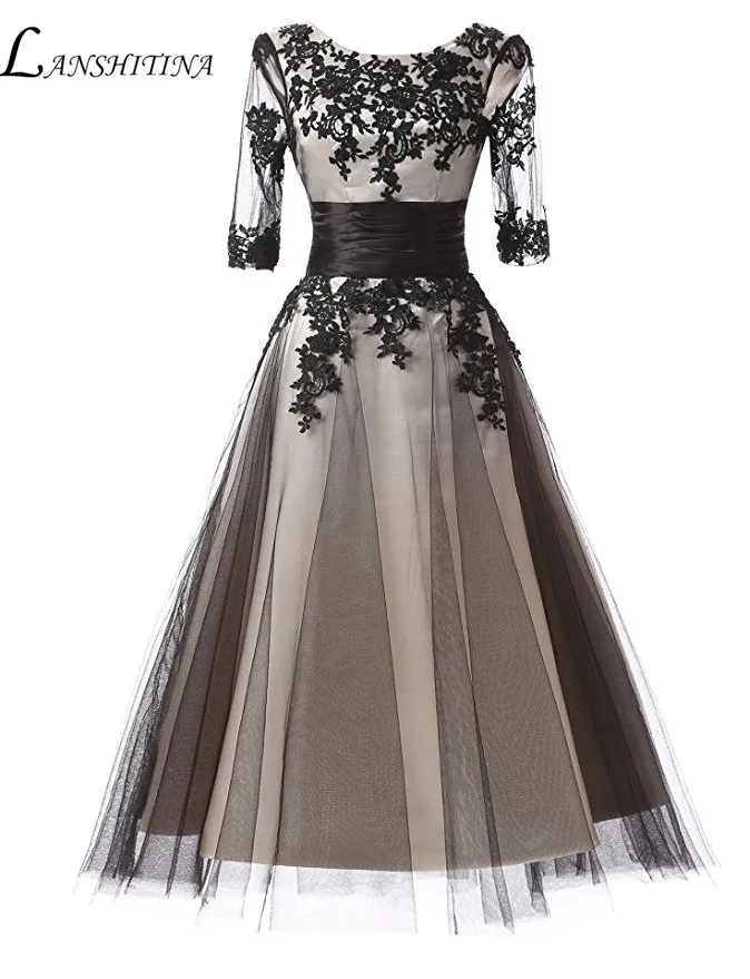 

A-line Scoop Neck Floor Length Tulle Evening Dress with Applique