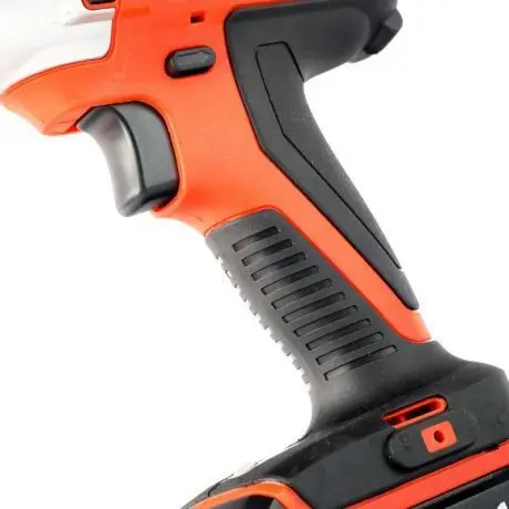 Ударный аккумуляторный винтоверт Patriot BR 180li с битой 1/4 дюйма.