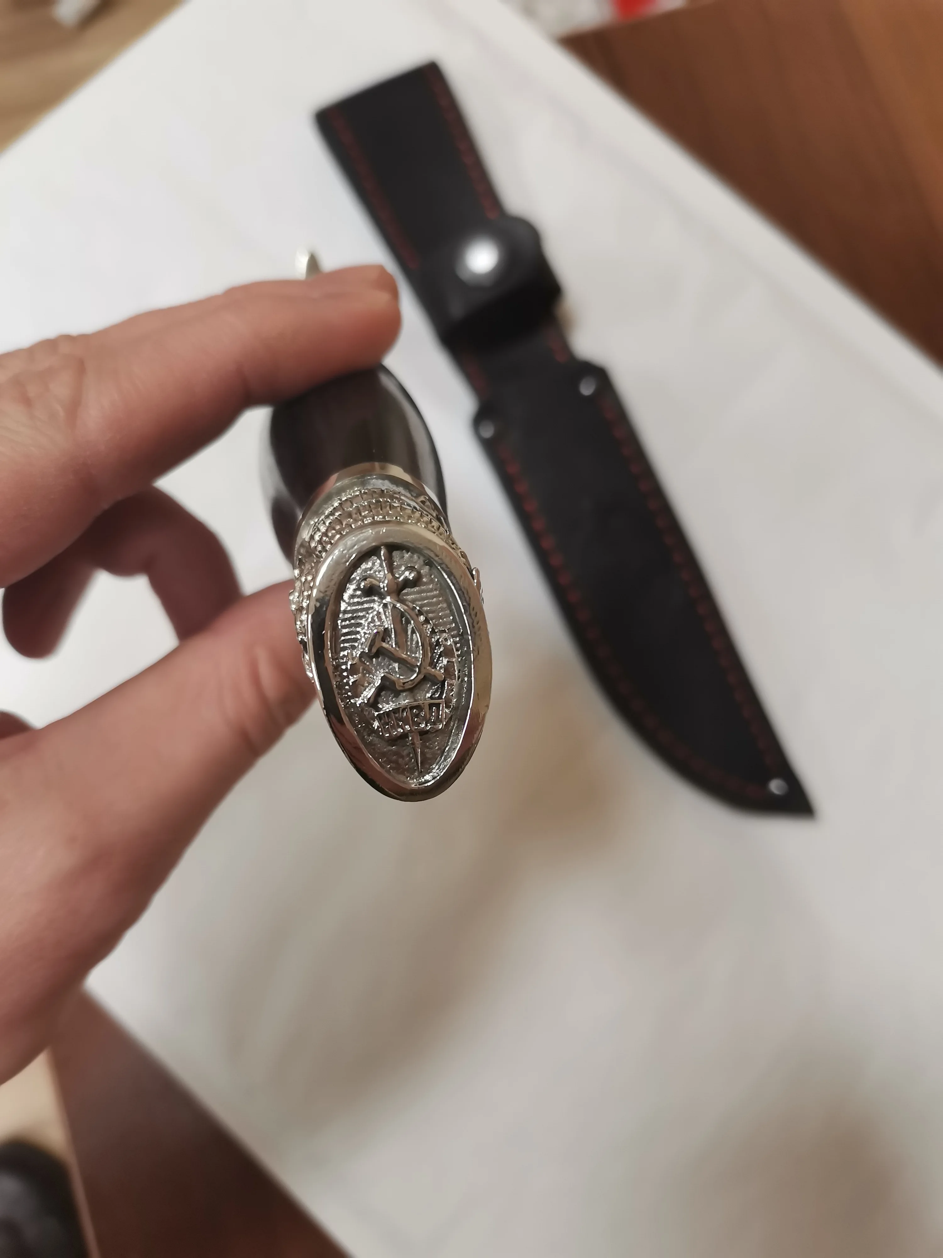 нож финка нквд из дамаска с художественным литьем |