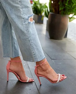 

WOMEN FILLA SHOES