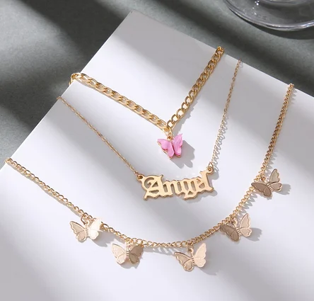 

2021 Vintage Multilayer Acrylic Butterfly Choker Necklace Fashion Women Letter Golden Necklace Jewelry Party Gift