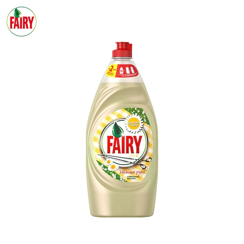 Средство для мытья посуды Fairy Нежные ручки Ромашка и витамин E 900 мл. - изображение
