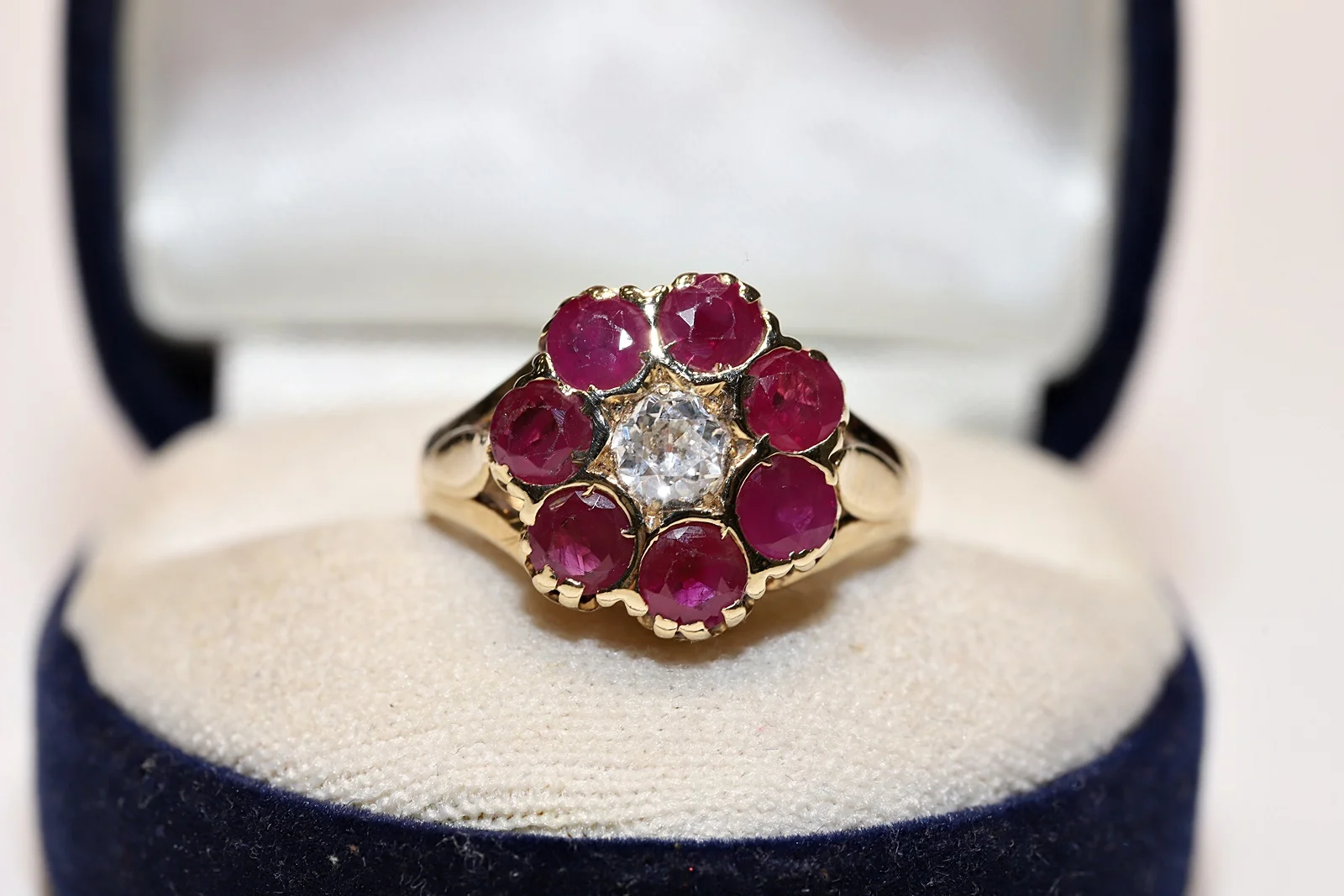 

Antique Victorian 14k Gold Natural Ruby And Natural Diamond Decorated Pretty Ring