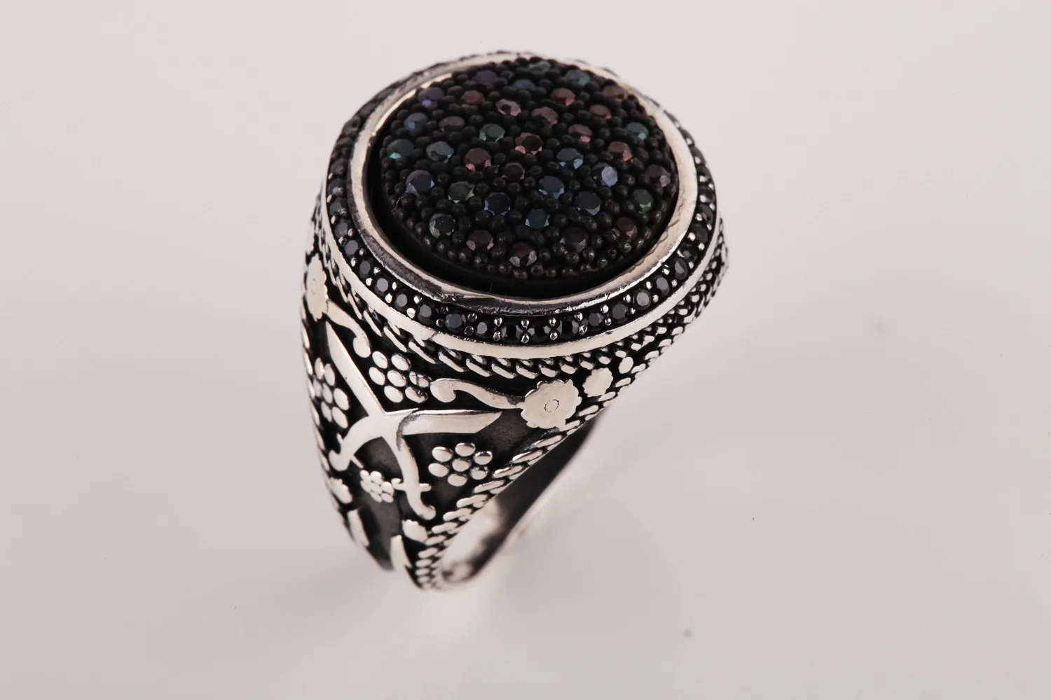 

Мужское серебряное кольцо UM US JEWELRY с микро кубическим цирконием