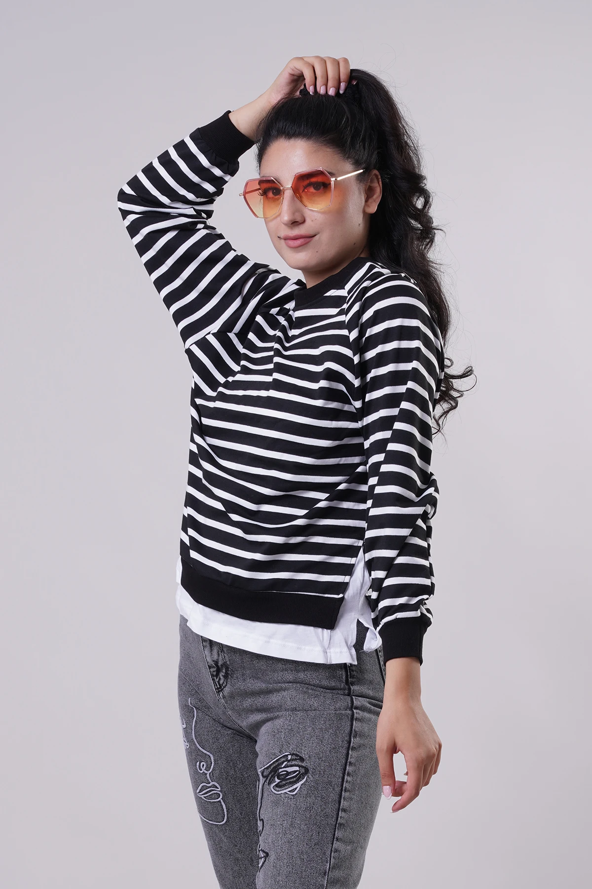 

MANGA Women's Two-piece Striped Sweatshirt