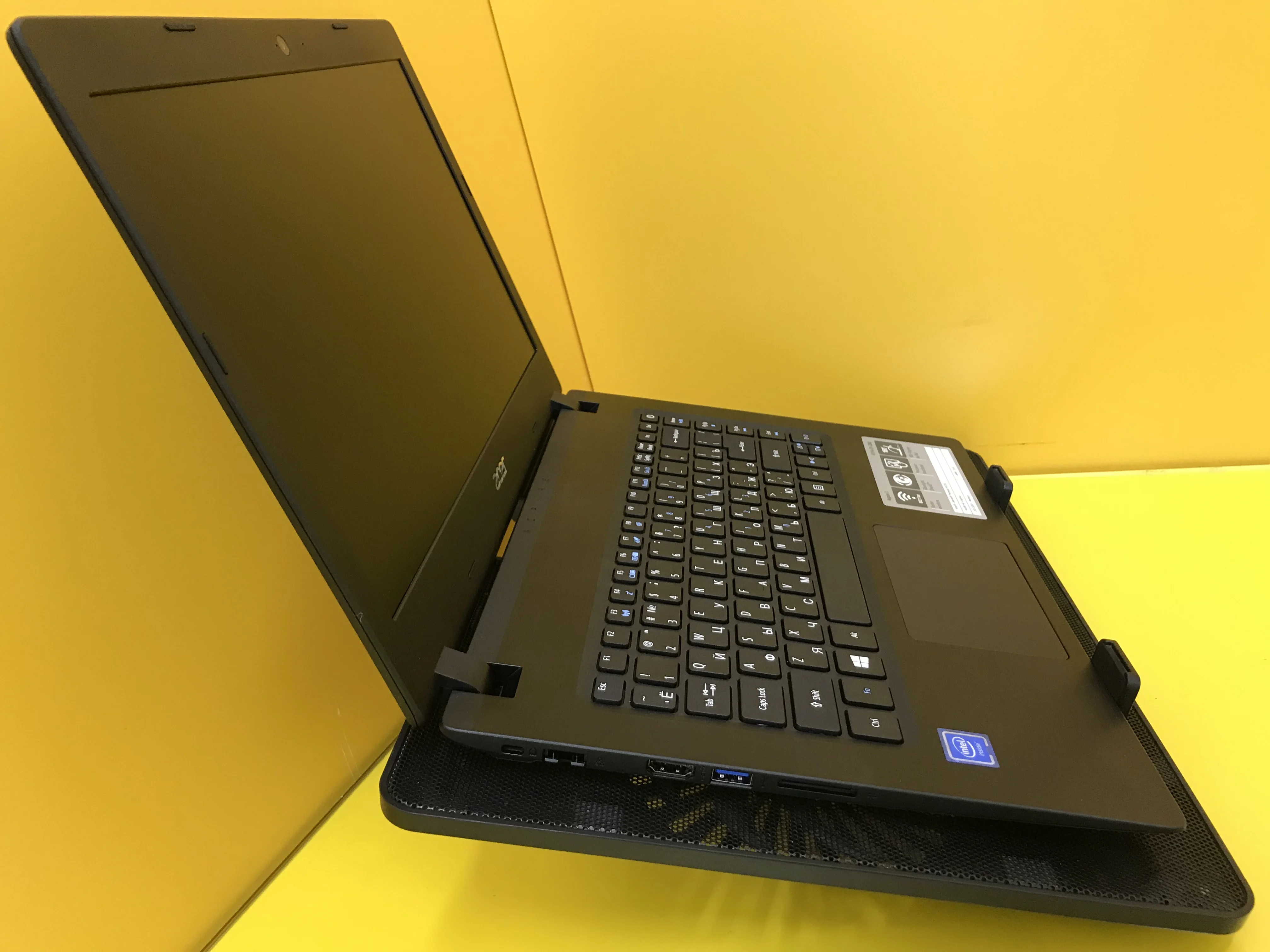 Ноутбук Acer Aspire 1 14" 1366x768 Intel Celeron N3350 2.40GHz HD Graphics 2Gb eMMC 32Gb | Компьютеры и офис