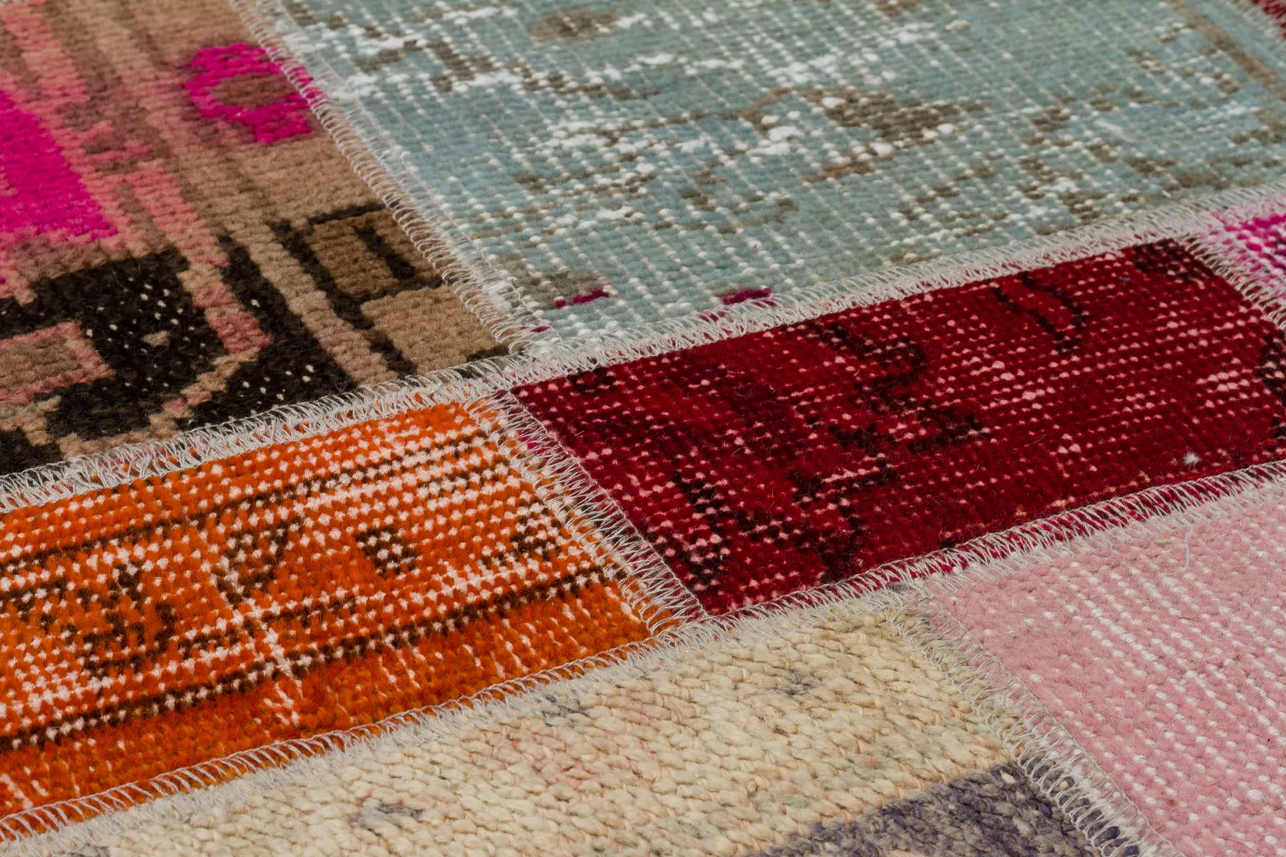 

Esiz Gzellie Sahip Patchwork El Dokuma Hal(5499)160x230