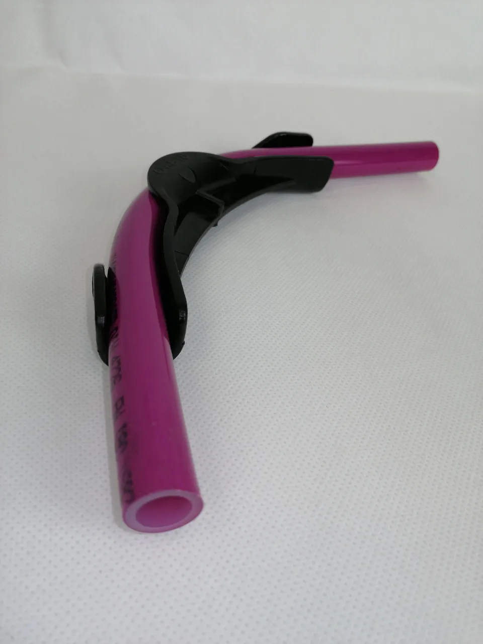 Фиксатор поворота для труб пластиковый 14-18 мм | Строительство и ремонт