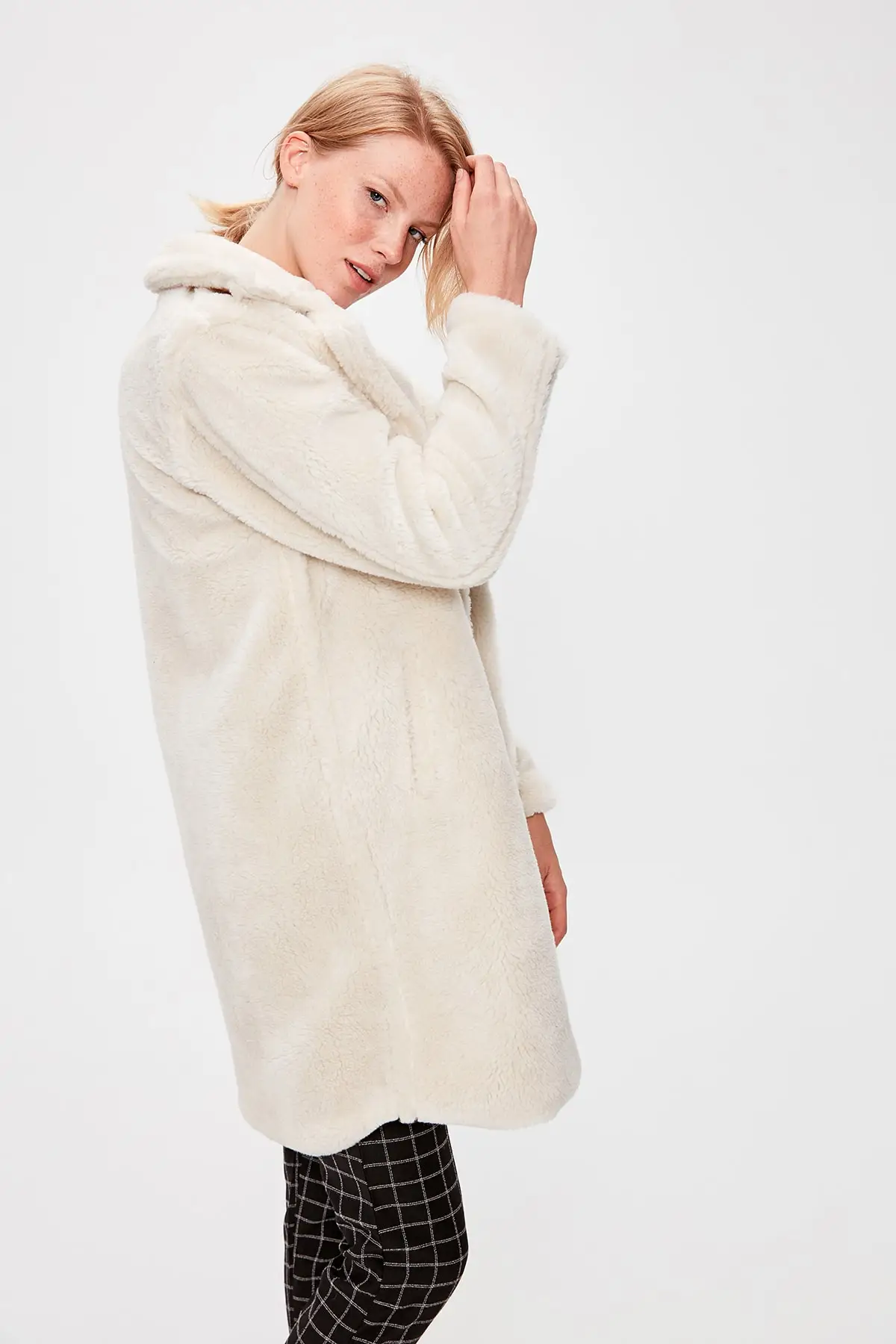 Trendyol экрю пушистое пальто TWOAW20KB0145 | Женская одежда