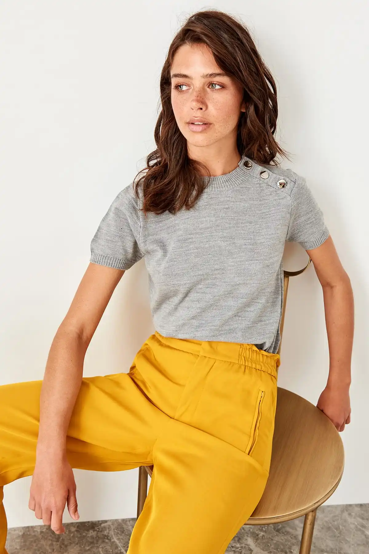 Trendyol серый свитер с пуговицами TWOSS19IS0039 |