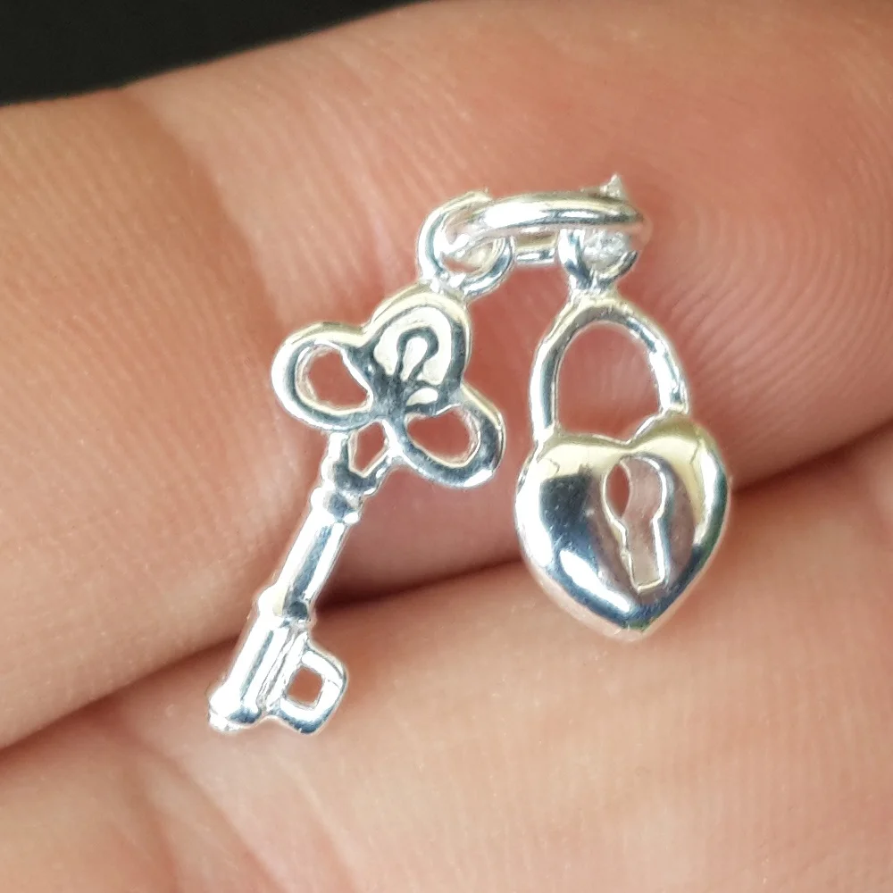 

925 sterling Silver Pendant Key Lock Chain Gift 19x9mm