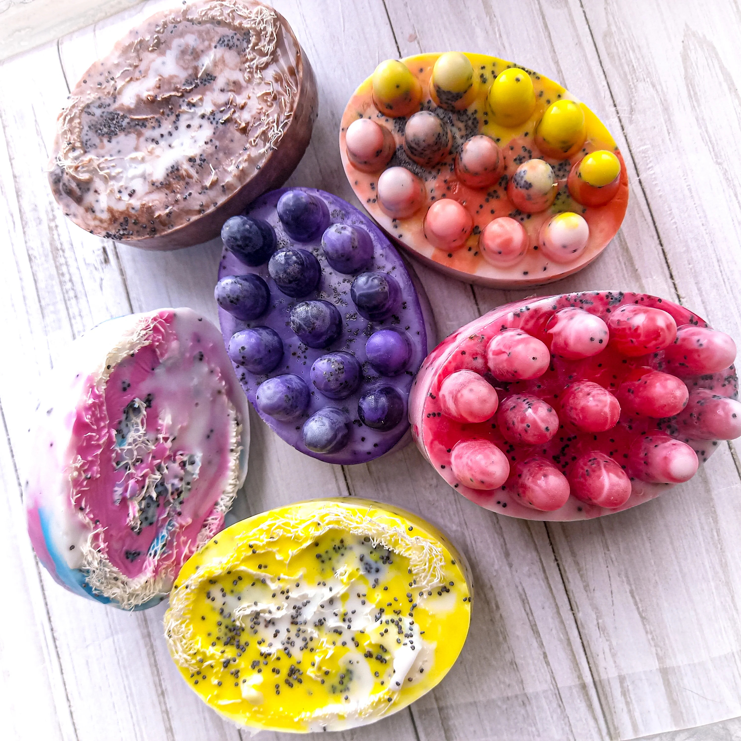 Мыло ручной работы мыло с люфой для душа скраб тела. |