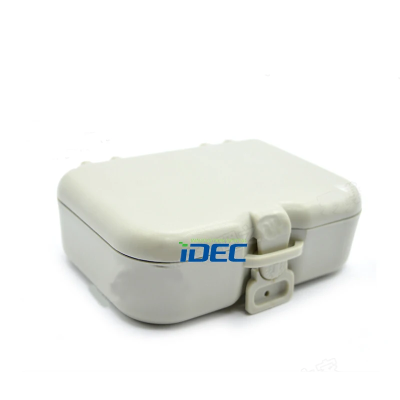 1 шт. чехол для хранения зубов с зеркалом и щеткой |