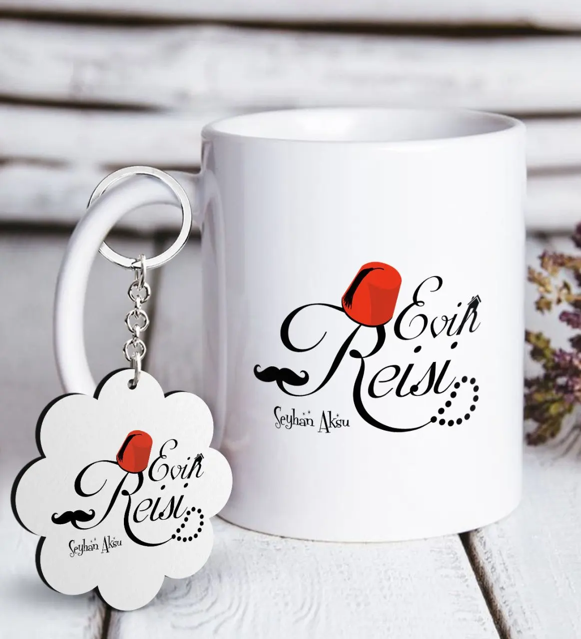 

Personalized House Chieftain White Mug and Keychain Gift Seti-1