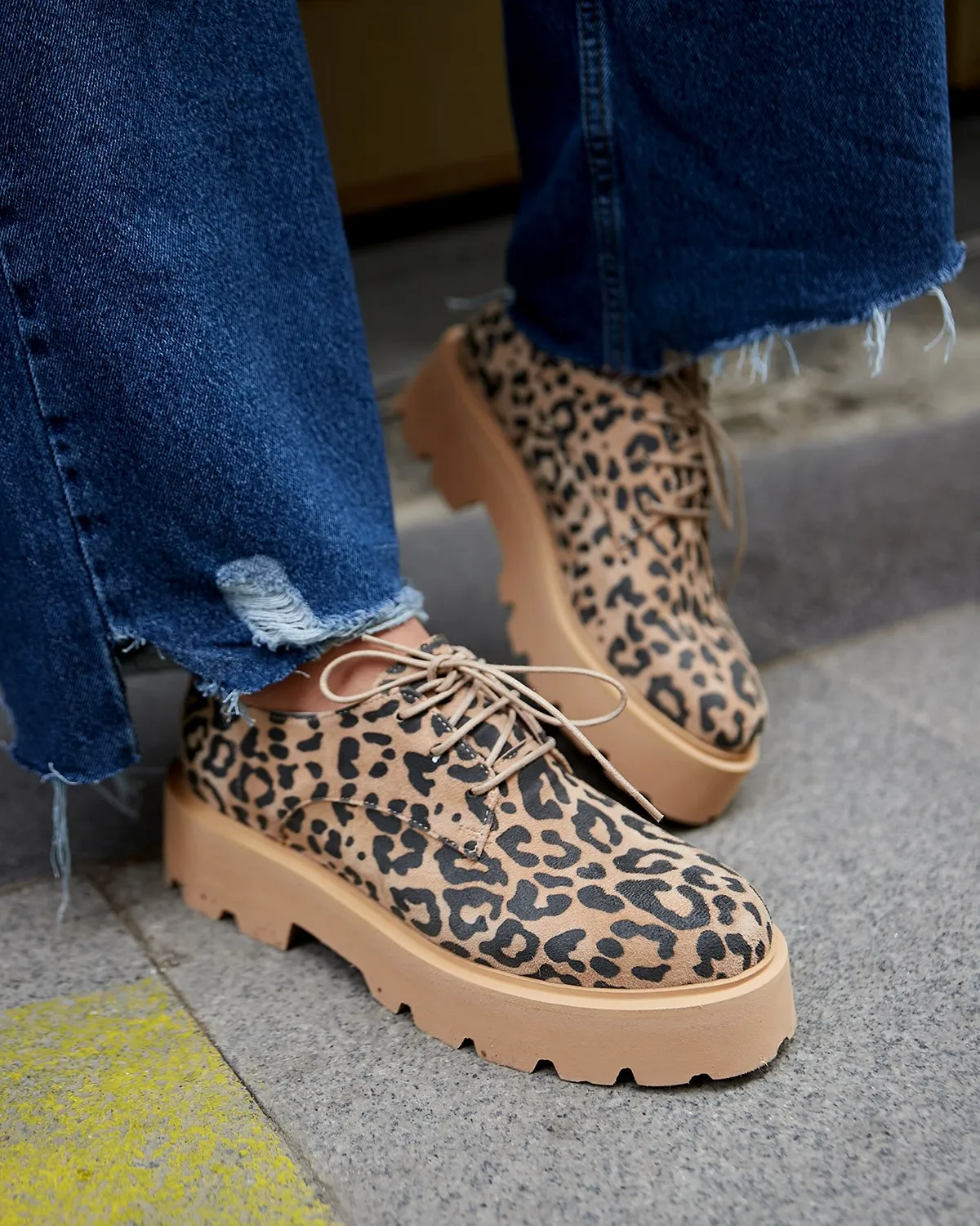 

Monat New Season Premium Quality Genuine Leather Women Shoes / Sneakers for Differen Color Options