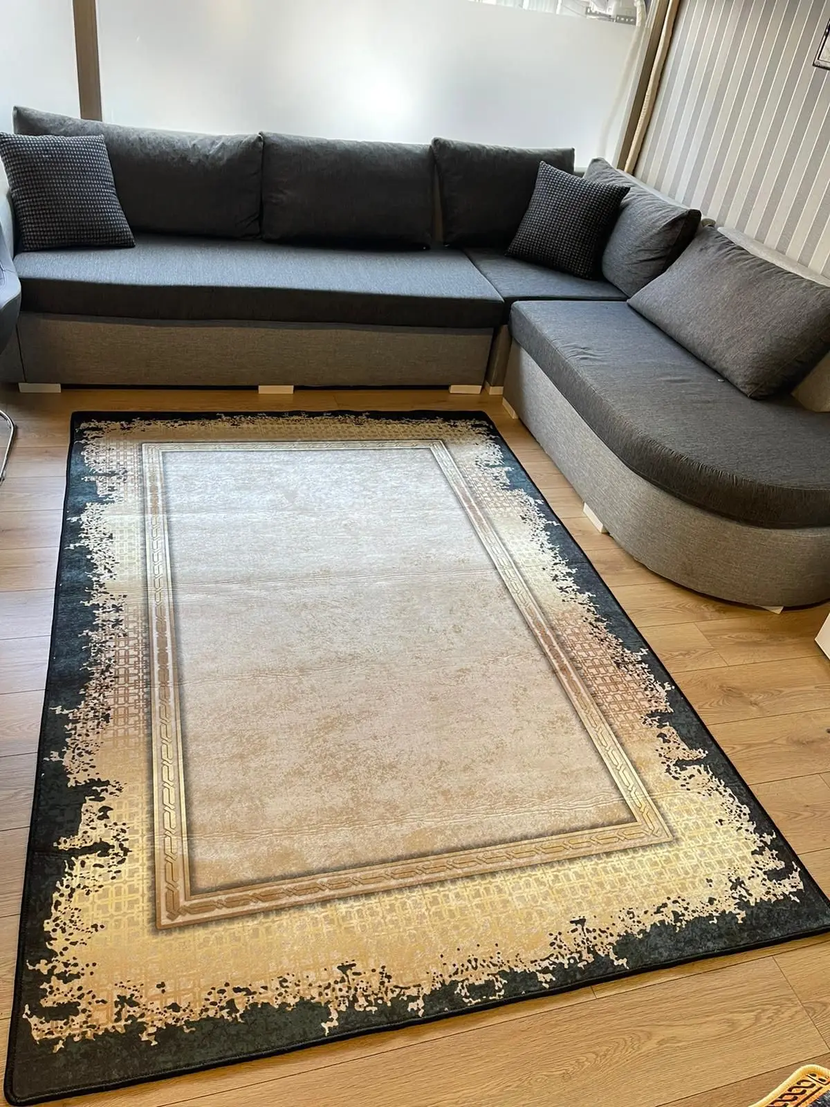 

Decorative Oriental Ornament Floor Non Slip Table Blanket Soft Door Mat Nursery Carpet for Living Room Home Indoor Runner
