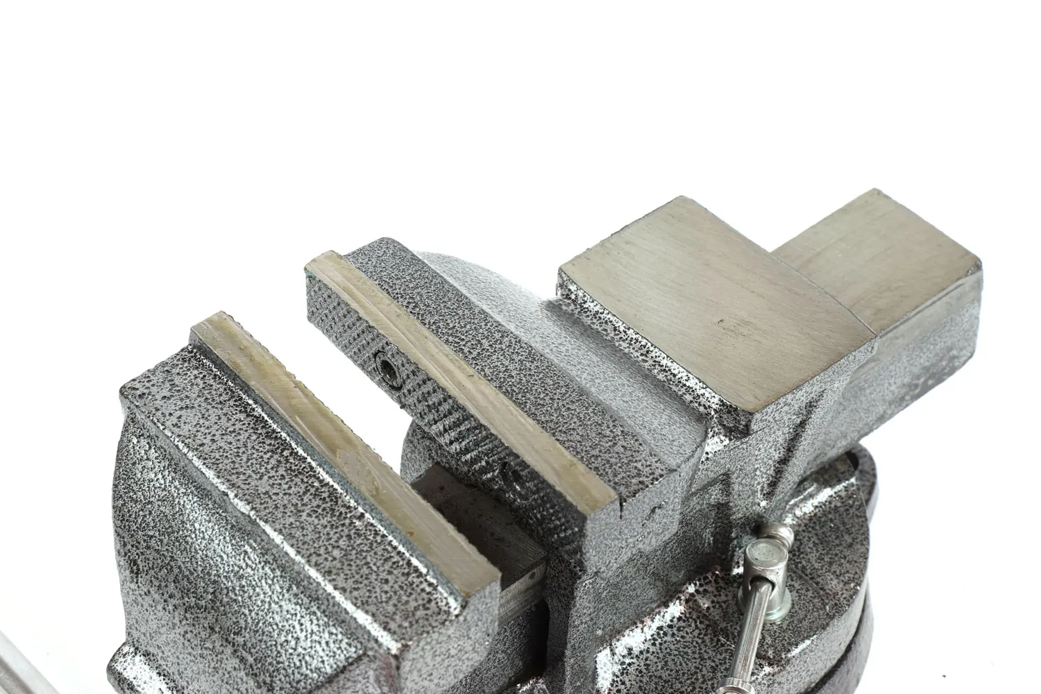 Тиски слесарные поворотные NEXTTOOL ТСП 100 (Ширина зажима мм материал корпуса чугун