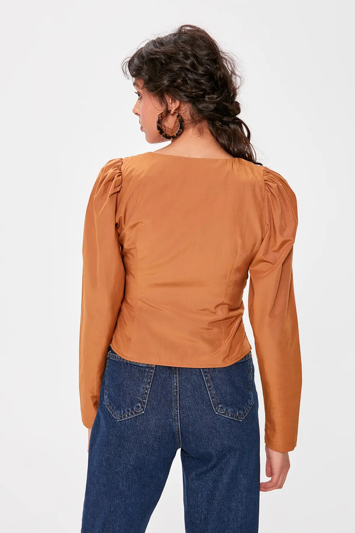 Trendyol верблюжьи бусины детальные Bluz TWOAW20BZ0465