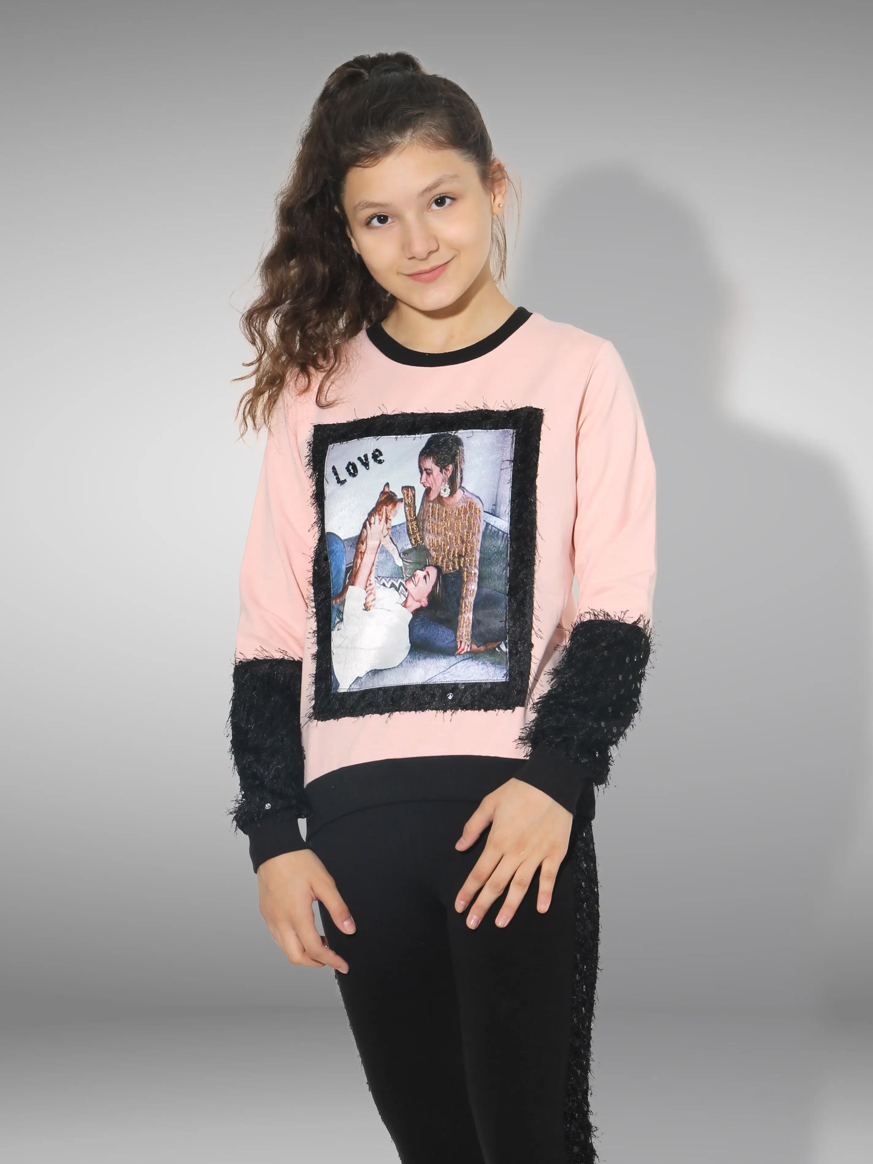 

LİMOSSE GIRL CHILDREN AND YOUNG GIRLS TASSEL AND SEQUINS DETAILED SWEATSHIRT CYCLING COLLAR TURKISH FINANCIAL FASHION GİYİM TOP CLOTHING 11 12 13 14 15 YEARS OLD