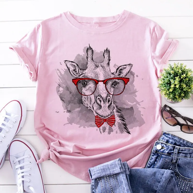 

Giraffe Print Pink Woman Tshirts Yellow Women's Summer Harajuku Fun Cute Animal Pattern T Shirt Women Casual White Short sleeve