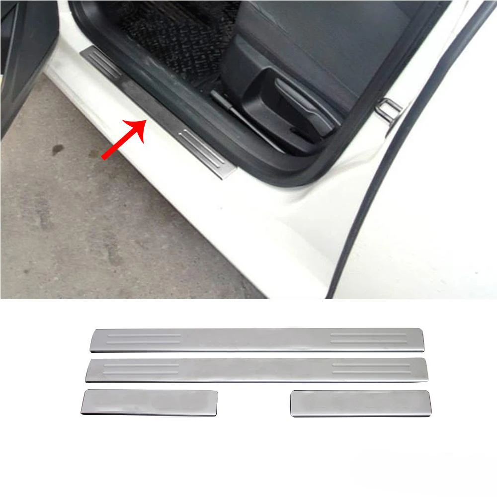 

Seat Leon 5F Chrome Door Sill 4 Pcs. (2012-)