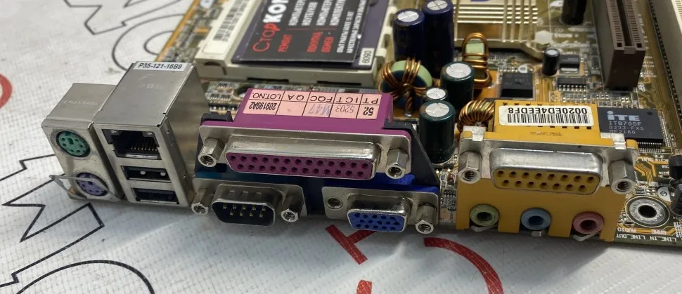 Материнская плата GIGABYTE GA-7VKML Socket 462 | Компьютеры и офис