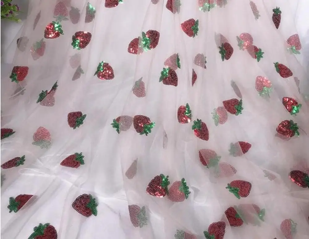 Мягкий прозрачный с блестками вышивкой в виде ягод клубники теплые штаны