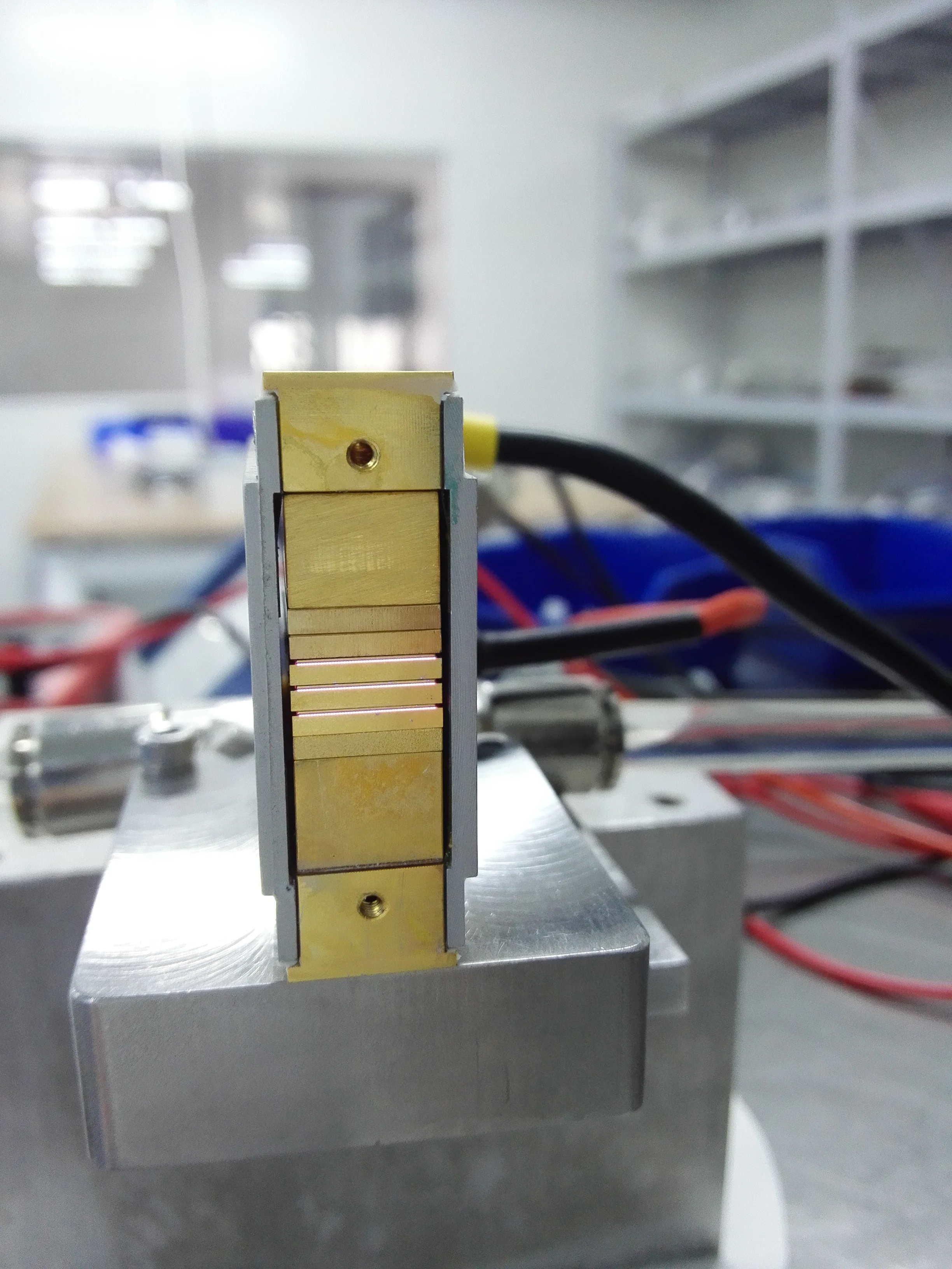 Диодный Лазерный стек Dilas 3 бар 808 нм для удаления волос машина/наконечник