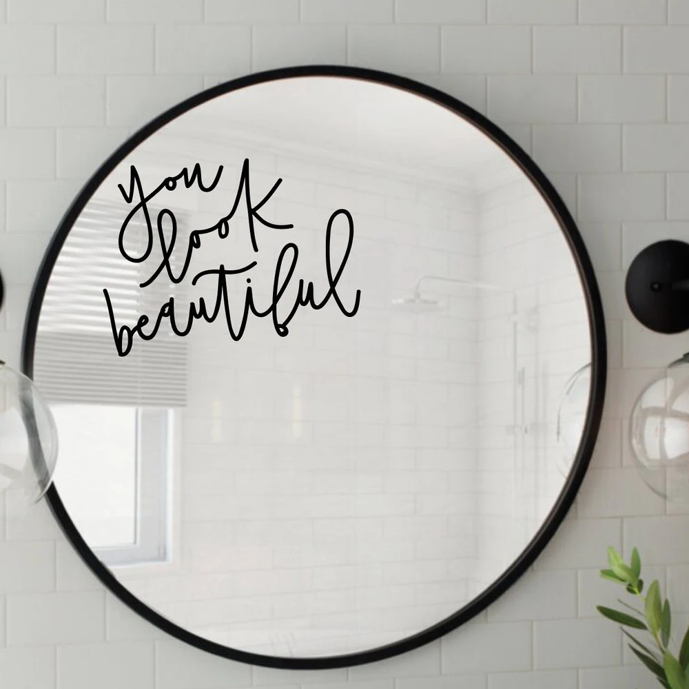 

Виниловая зеркальная наклейка "Hand Lettering"