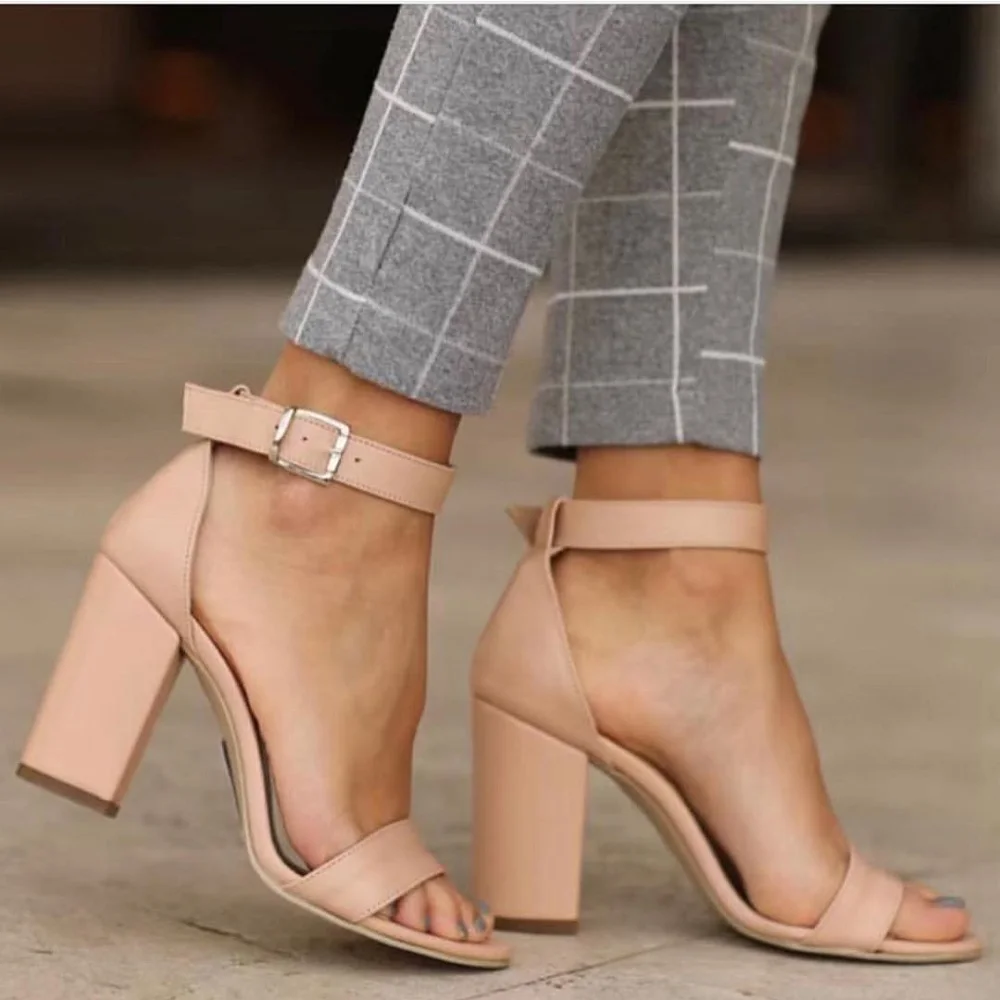 

MST-1037 Bayan Classic Thick short heels casual shoes women's wrist band buckle 34-42 numaralar stiletto sandals