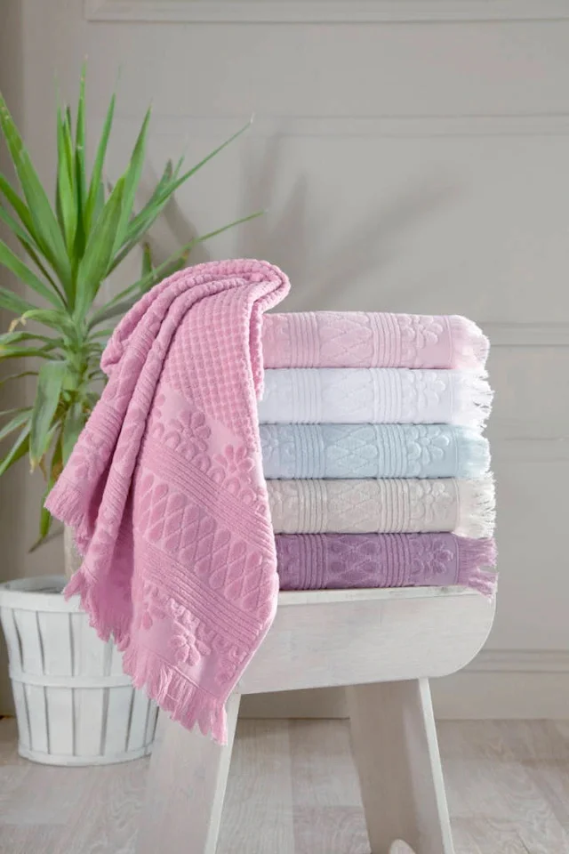 

Бархатное жаккардовое полотенце Нора 50x90 375014532