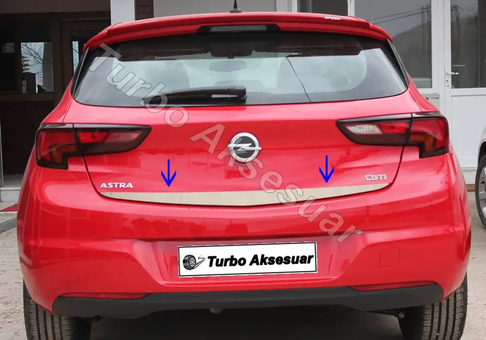 

Opel Astra K HB Chrome Luggage Bottom Slat (2015 and Above)